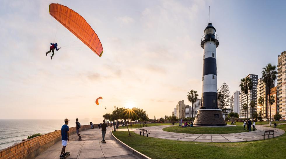 MALECON DE MIRAFLORES